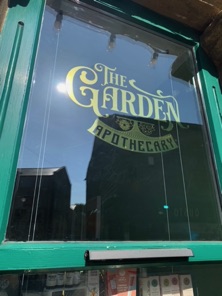 The Garden shop1
